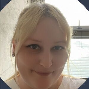 Meet your Posher, Kandi